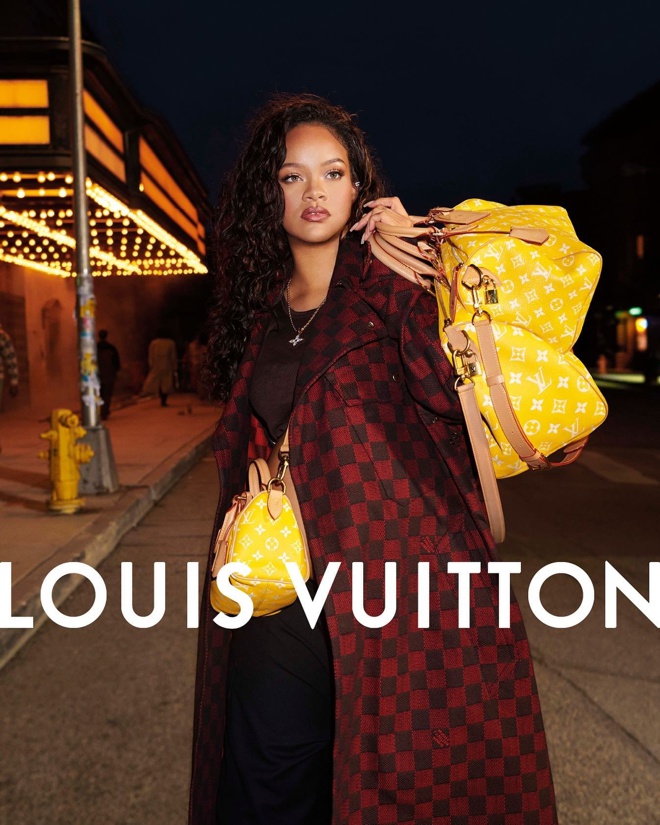 propaganda rihanna gravida louis vuitton bolsa logomarca futura