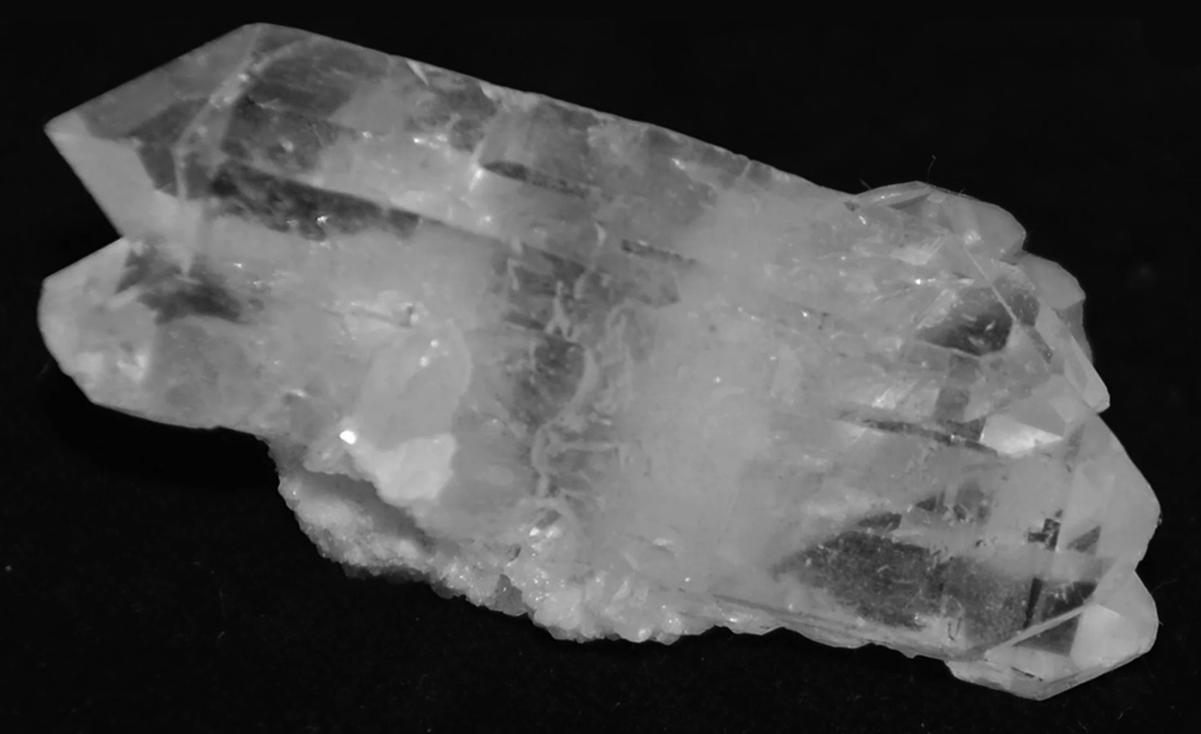 simbolismo cultural mistico do cristal de quartz
